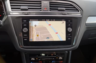 Volkswagen Tiguan Volkswagen Tiguan 1.5 TSI Life Business -LED-ECC-ECC-PDC- - afbeelding nr 14