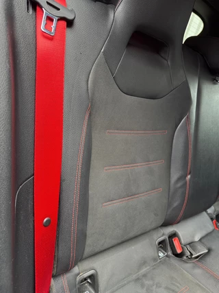 Mercedes-Benz A-Klasse Mercedes-Benz A-klasse AMG 35 4MATIC Edition 1|Pano|Burmester|Milltek|Sfeer|Hemelverlichting - afbeelding nr 37