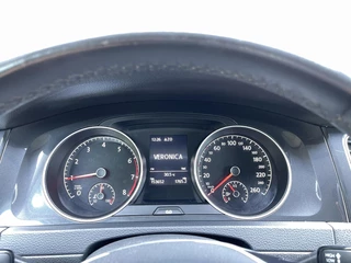 Volkswagen Golf Volkswagen Golf 1.5 TSI Highline R-Line NAVIGATIE|BLUETOOTH|PARKEERSENSOREN|STOELVERWARMING|R-Line Pakket - afbeelding nr 16