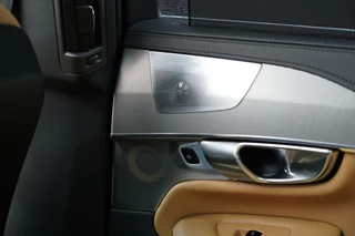 Volvo XC90 Volvo XC90 2.0 T8 Twin Engine AWD Inscription - Dealer onderhouden- Bowers & Wilkins - Panoramisch schuif/kanteldak - Luchtvering - Trekhaak - Adaptieve cruise control - Stoelverwarming en ventilatie - Elektrisch verstelbare stoelen - Standkachel - afbeelding nr 11