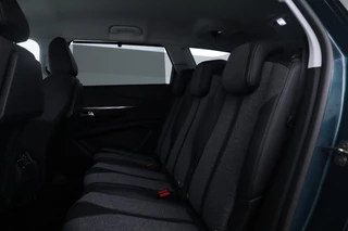 Peugeot 5008 Hoge instap, 19 inch velgen, digitale cockpit - afbeelding nr 17