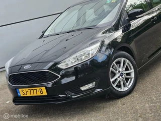 Ford Focus Ford Focus 1.0 Navi |Airco |Cruise |Stuurbed |Lmv |Boekjes - afbeelding nr 7