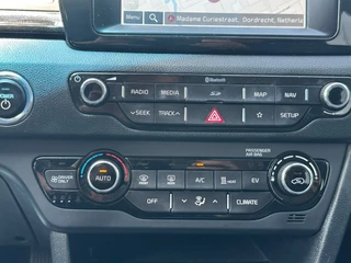 Kia e-Niro Kia E-Niro DynamicLine 64 kWh SOH 100% - afbeelding nr 14