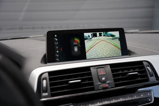 BMW 1 Serie BMW 1-serie M140i LCI2 | Navi Pro | Camera | HK | Stuurverwarming | Alcantara | Adaptief onderstel | 5-deurs - afbeelding nr 27