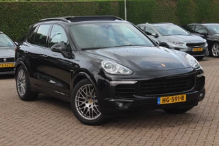 Porsche Cayenne - 27449448-0