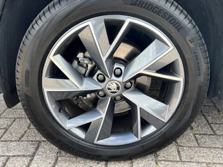 Škoda Kodiaq Škoda Kodiaq 1.5 TSI DSG Sportline Business Navigatie 19 Inch Velgen Canton Audio DAB ACC Elek Stoel + Verwarming Camera Keyless Getint Glas Metallic BTW NL Auto - afbeelding nr 47
