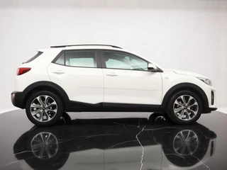 Kia Stonic - Navigatie - Camera - Airco - Cruise control - 17 inch LM velgen - Fabrieksgarantie tot 03-2027 - afbeelding nr 10