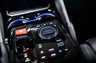 BMW M5 BMW 5-serie Touring M5 V8 Hybrid | Direct leverbaar | Pano | B&W | M Drive | - afbeelding nr 51