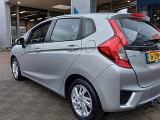 Honda Jazz 1.3 i-VTEC 102pk Comfort | Navi | Airco | Cruise | Bluetooth Carkit+Streaming |  Pdc V+A | Stoelverwarming | Rijstrook+Licht+Regensensor | 15''lm | Trekhaak - afbeelding nr 34