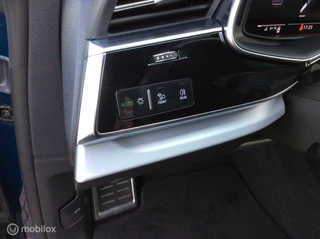 Audi SQ8 Audi SQ8 4.0 TDI SQ8 quattro Leder 22