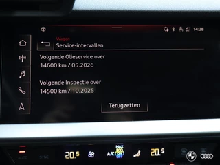 Audi A3 Audi A3 40 TFSIe S EDITION / AMBIENTE / MATRIX / HEADUP / RS ZETEL / 18