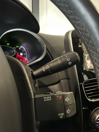 Renault Clio Renault Clio Estate 0.9 TCe Intens Clima Navi Carplay Cruise - afbeelding nr 27