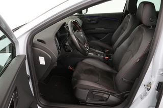 SEAT Leon SEAT Leon 1.5 TSI FR Ultimate Edition Black | Panoramadak |  Stoelverwarming | BEATS Pack | Carplay | Adaptive cruise | Navigatie | Keyless | Full LED - afbeelding nr 4