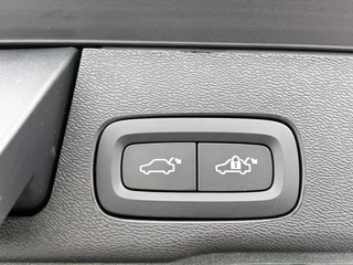 Volvo XC60 Volvo XC60 2.0 T6 AWD Plus Dark - afbeelding nr 27