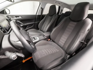 Peugeot 308 (PANORAMADAK, APPLE CARPLAY, GROOT NAVI, DENON AUDIO, KEYLESS, LEDER, SPORTSTOELEN, 360 CAMERA, CRUISE, NIEUWE APK, NIEUWSTAAT) - afbeelding nr 14