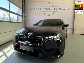 BMW M5 5-serie Automaat, Carbon pakket, keramische remmen, HUD, Bowers & Wilkins, M Multifunctionele Stoelen