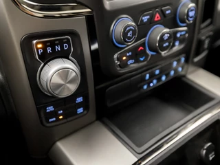 Dodge Ram 1500 Dodge Ram 1500 5.7 V8 Quad Cab 6'4 402Pk (SCHUIFDAK, NAVIGATIE, ALPINE AUDIO, STUUR/STOELVERWARMING, LEDER, CAMERA, TREKHAAK, GETINT GLAS, NIEUWE APK, NIEUWSTAAT) - afbeelding nr 11