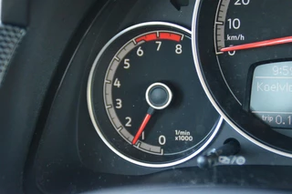 Volkswagen up! Volkswagen Up! 1.0 65 pk Executive pdc/cruise control/camera 5836 km! - afbeelding nr 42