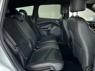 Ford Kuga Ford Kuga 1.5 EcoBoost ST Line Winterpakket Navi Cruise Trekh. - afbeelding nr 22
