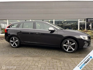 Volvo V60 Volvo V60 2.0 D4 R-Design - afbeelding nr 2