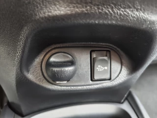 Toyota Yaris Toyota Yaris 1.5 Hybrid Aspiration | Cruise Control | LM Velgen | El. Climate - afbeelding nr 17