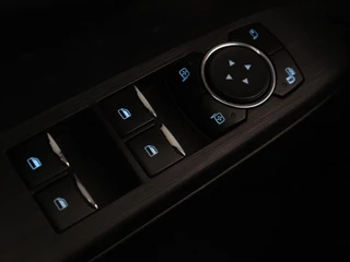 Ford Kuga Ford Kuga 2.5 PHEV ST-Line | Stoelverwarming | Carplay |  B&O Sound | Leder/Alcantara | Full LED | Keyless | Parkeerhulp | Navigatie | Digital Cockpit | Bluetooth | Climate control - afbeelding nr 36
