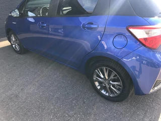 Toyota Yaris Toyota Yaris 1.5 HYB. DYNAMIC **Automaat/opendak/carplay** - afbeelding nr 16