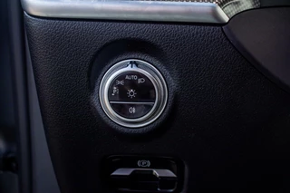 Mercedes-Benz C-Klasse Mercedes C-klasse 200 AMG Line, NAP, Leder, Pano, Burmester - afbeelding nr 24