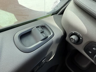 Ford Transit L3H2 Airco Cruise Control Scherm Trekhaak lage kms - afbeelding nr 20