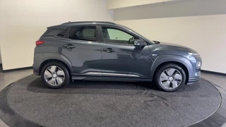 Hyundai Kona Hyundai Kona EV Premium 64 kWh | Warmtepomp | Verwarmde en geventileerde stoelen | Soh (batterijcheck) 91,8 % - afbeelding nr 3