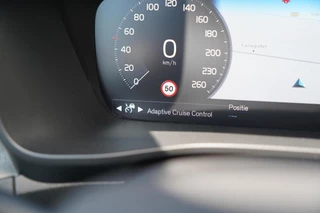 Volvo XC40 Volvo XC40 1.5 T5 Twin Engine Inscription - Panoramisch schuif/kanteldak - Stoelverwarming - Parkeercamera - Standkachel met timer - Adaptieve cruise control met BLIS - Elektrisch verstelbare stoelen - afbeelding nr 34