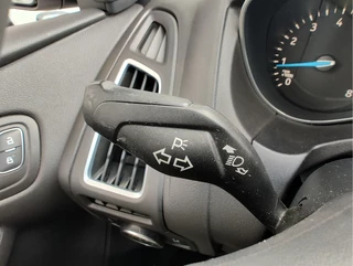 Ford Focus Ford Focus Wagon 1.0 TITANIUM Voorruitverwarming | Keyless | Cruise - afbeelding nr 31