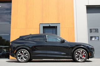 Ford Mustang Mach-E Ford Mustang Mach-E AWD 75kWh | ACC | B&O | 360 Camera - afbeelding nr 8
