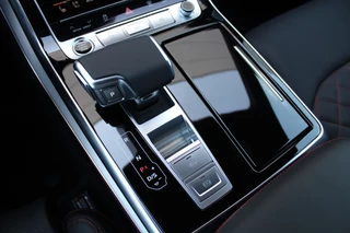 Audi Q8 Audi Q8 60 TFSI e quattro Pro Line S Competition | Panoramadak | Massage | 23'' | Vierwielbesturing | Trekhaak | Koeling | OLED - afbeelding nr 24
