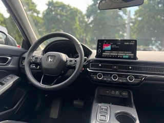 Honda Civic Honda Civic 2.0 e:HEV Elegance € 1850 KORTING! Dodehoek detectie, verwarmde stoelen , All-in Rijklaarprijs - afbeelding nr 18