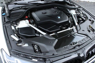 BMW 5 Serie BMW 5-serie 520i M-SPORT LASER MEMORY LEDER CAMERA SFEERVERLICHTING - afbeelding nr 15