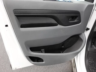 Toyota ProAce Toyota PROACE 95pk Long L3H1 Cruise control Trekhaak Airco  Sidebars Radio Bluetooth Euro6 - afbeelding nr 11