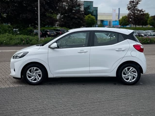 Hyundai i10 Hyundai i10 1.0 COMFORT SMART CAMERA CRUISE DIGITAAL DASHB. - afbeelding nr 2