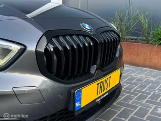 BMW 1 Serie BMW 1-serie 118i M Pack Sport NAV LED LEER - afbeelding nr 10