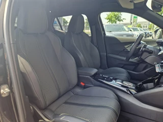 Peugeot 2008 Peugeot 2008 1.2 PureTech 130 GT Line - afbeelding nr 38