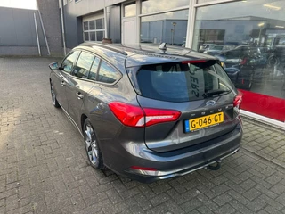 Ford Focus Ford Focus Wagon 1.0 EcoBoost ST Line Business - afbeelding nr 9