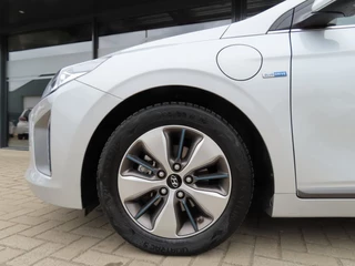Hyundai IONIQ Hyundai IONIQ 1.6 GDI PHEV Premium Leder Open Dak Trekhaak 2019 - afbeelding nr 35