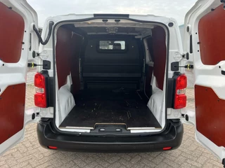 Peugeot Expert Peugeot Expert 1.5 BlueHDI 100pk L2 Premium Camera/Carplay/DAB+/Navi/Dodehoek/1e.Eigenaar - afbeelding nr 6