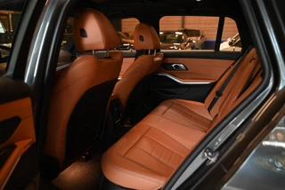 BMW 3 Serie BMW 3-serie Touring 320i High Executive Edition - Adaptive Cruise Control - Memory - Panoramadak - El. Trekhaak - Dashboard Leder - afbeelding nr 5