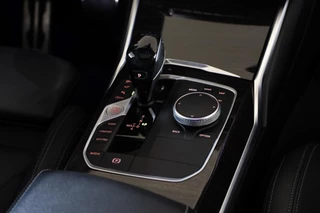 BMW 3 Serie BMW 3-serie M340i xDrive M-Sport|NL|Pano|HUD|Trekhaak|360| - afbeelding nr 26
