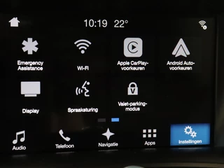 Ford C-MAX Ford C-Max 1.5 TDCi Titanium | Carplay | Trekhaak |  Navigatie | Verwarmde voorruit | Climate control | Keyless | Parkeerhulp | Cruise control - afbeelding nr 26