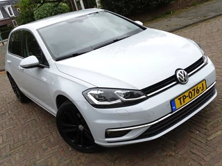 Volkswagen Golf Volkswagen Golf 1.6 TDI Highline RNS R-line / 2017 / LED - afbeelding nr 2
