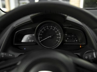 Mazda 2 Mazda 2 1.5 SA-G 90pk Aut. Homura | Camera | Apple Carplay/Android Auto | Stoel- en stuurverwarming | Climate Control | Blind Spot | Donker glas achter - afbeelding nr 10