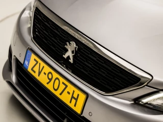 Peugeot 308 Peugeot 308 SW 1.2 PureTech Sport (PANORAMADAK, APPLE CARPLAY, GROOT NAVI, PARKEERSENSOREN, SPORTSTOELEN, GETINT GLAS, CRUISE, LANE ASSIST, NIEUWE APK, NIEUWSTAAT) - afbeelding nr 32