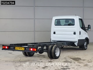 Iveco Daily Iveco Daily 35C18 3.0L Automaat Dubbellucht 2025 model 410WB ACC Camera Airco Navi Chassis Cabine Fahrgestell Airco - afbeelding nr 3